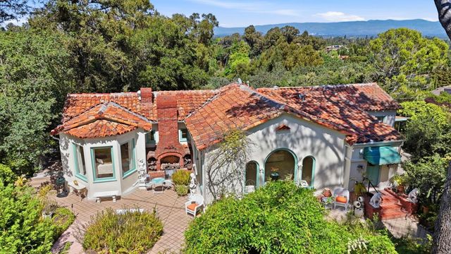 18211 Saratoga Los Gatos Road, Monte Sereno, CA 95030