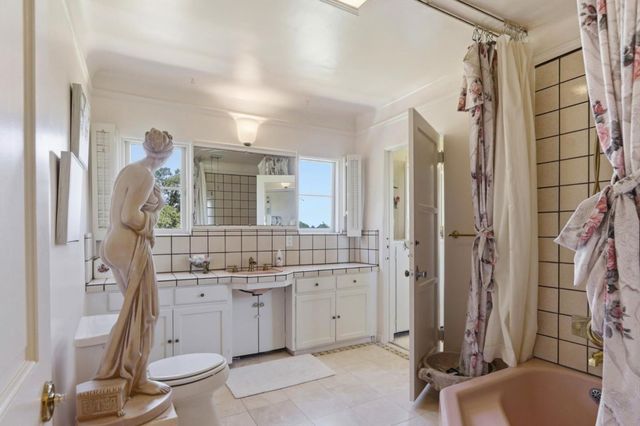 18211 Saratoga Los Gatos Road, Monte Sereno, CA 95030