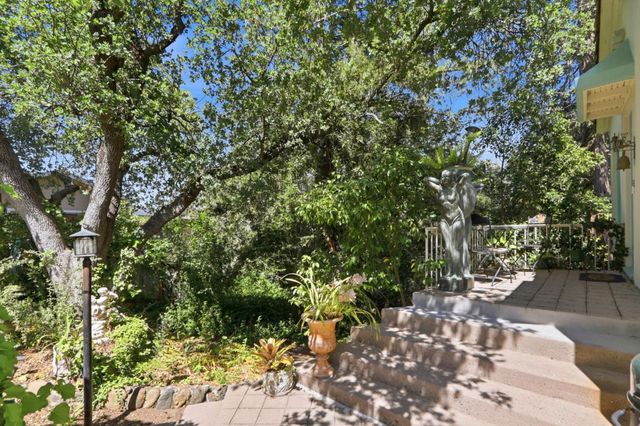 18211 Saratoga Los Gatos Road, Monte Sereno, CA 95030