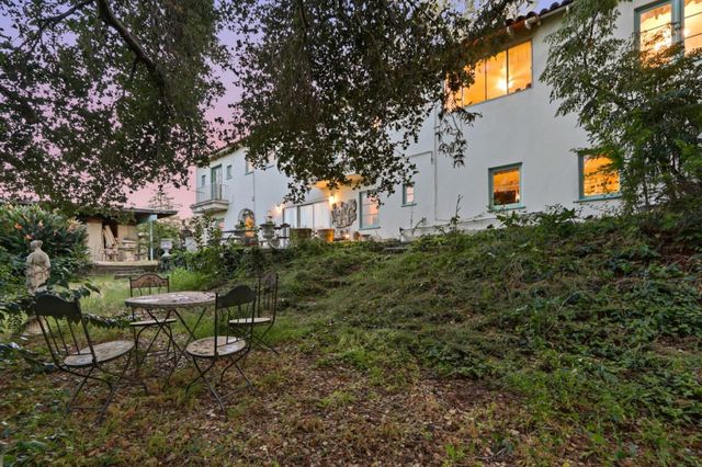 18211 Saratoga Los Gatos Road, Monte Sereno, CA 95030