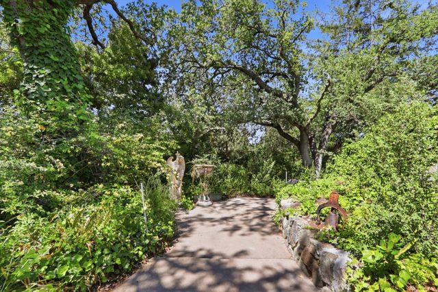 18211 Saratoga Los Gatos Road, Monte Sereno, CA 95030