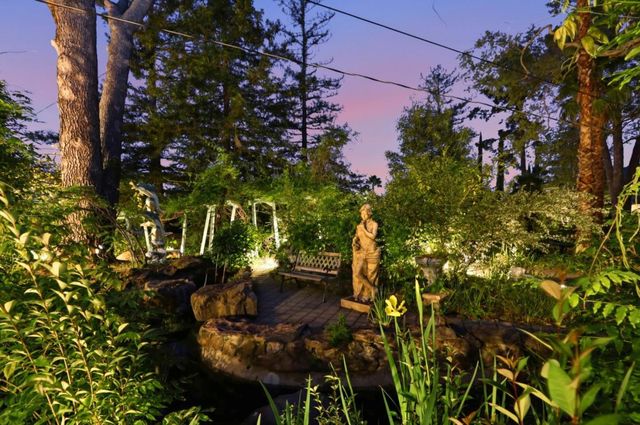 18211 Saratoga Los Gatos Road, Monte Sereno, CA 95030