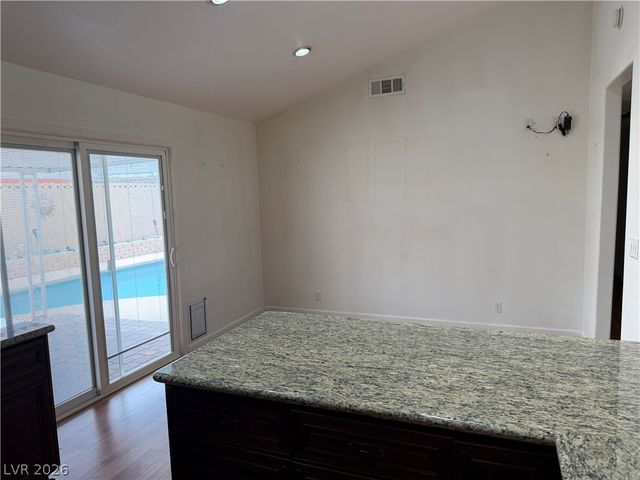 6225 Cedarwood Avenue, Las Vegas, NV 89103