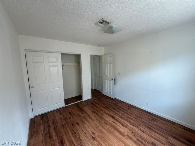 6225 Cedarwood Avenue, Las Vegas, NV 89103