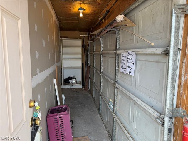 6225 Cedarwood Avenue, Las Vegas, NV 89103