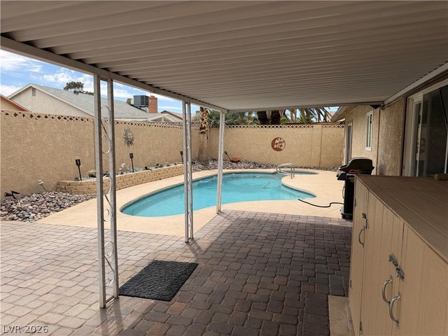 6225 Cedarwood Avenue, Las Vegas, NV 89103