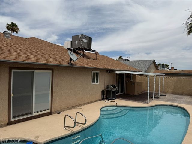 6225 Cedarwood Avenue, Las Vegas, NV 89103