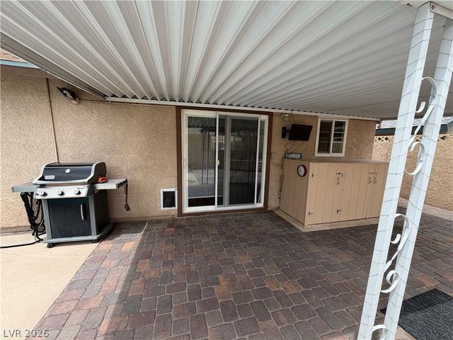 6225 Cedarwood Avenue, Las Vegas, NV 89103