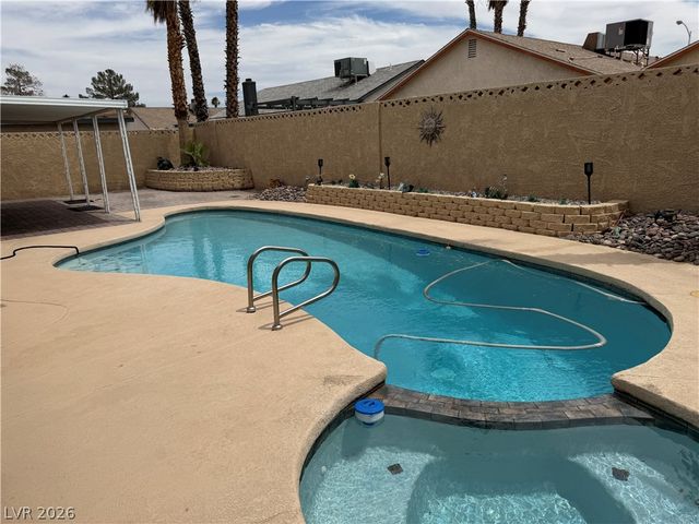 6225 Cedarwood Avenue, Las Vegas, NV 89103