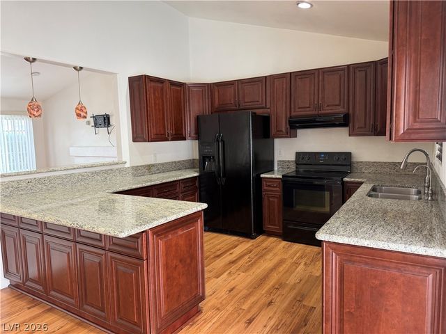 6225 Cedarwood Avenue, Las Vegas, NV 89103
