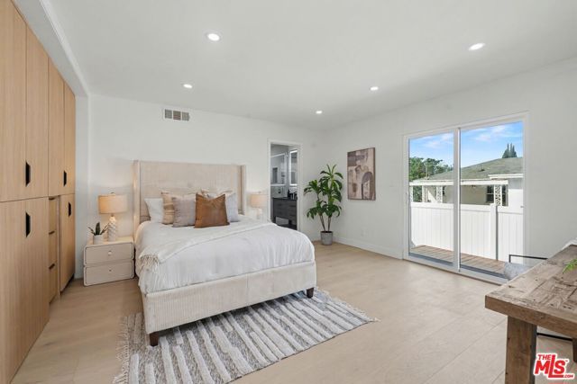 2831 Overland Avenue, Los Angeles, CA 90064