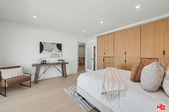 2831 Overland Avenue, Los Angeles, CA 90064