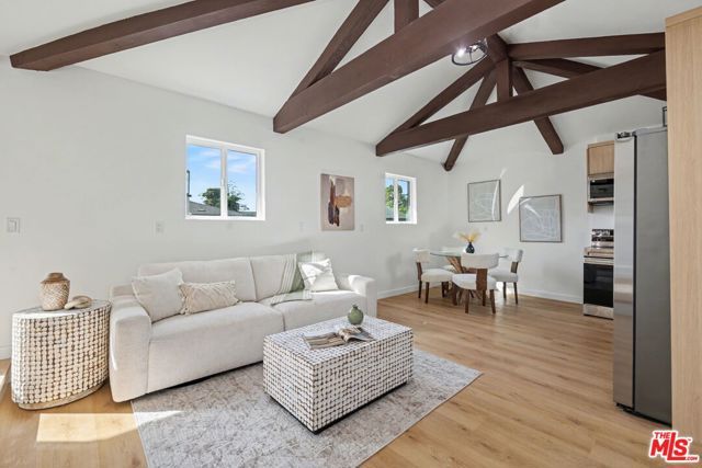 2831 Overland Avenue, Los Angeles, CA 90064