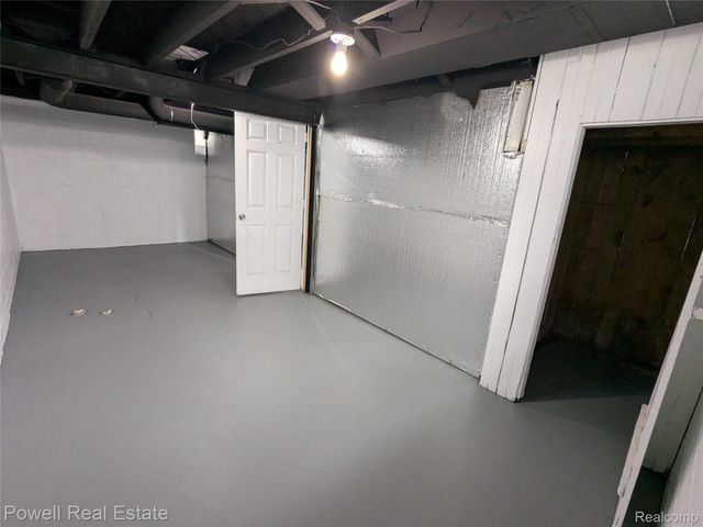 19161 Hamburg Street, Detroit, MI 48205