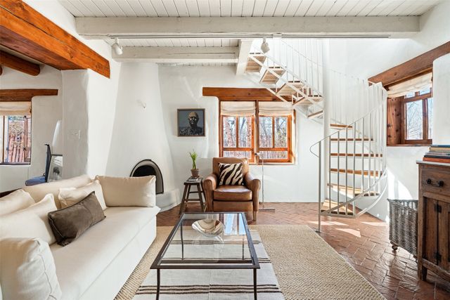 815 E Palace 22, Santa Fe, NM 87501