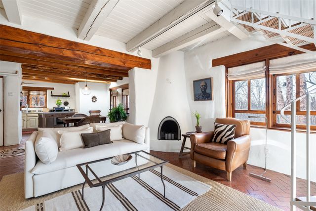 815 E Palace 22, Santa Fe, NM 87501