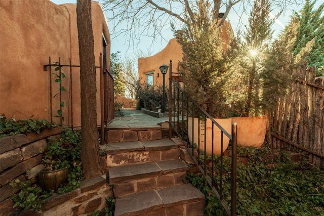 815 E Palace 22, Santa Fe, NM 87501