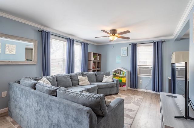 390 Shasta Street, Manchester, NH 03103