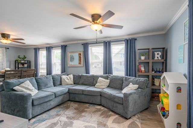 390 Shasta Street, Manchester, NH 03103