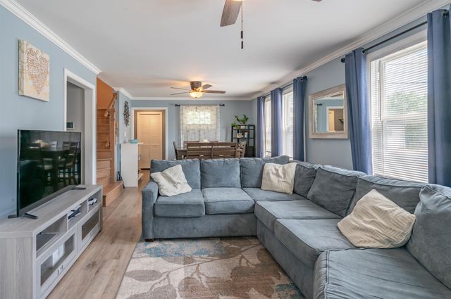 390 Shasta Street, Manchester, NH 03103