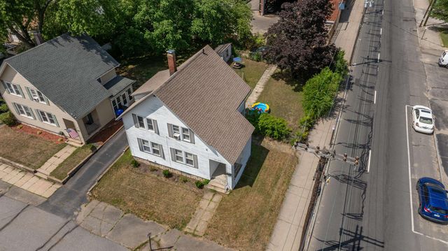 390 Shasta Street, Manchester, NH 03103