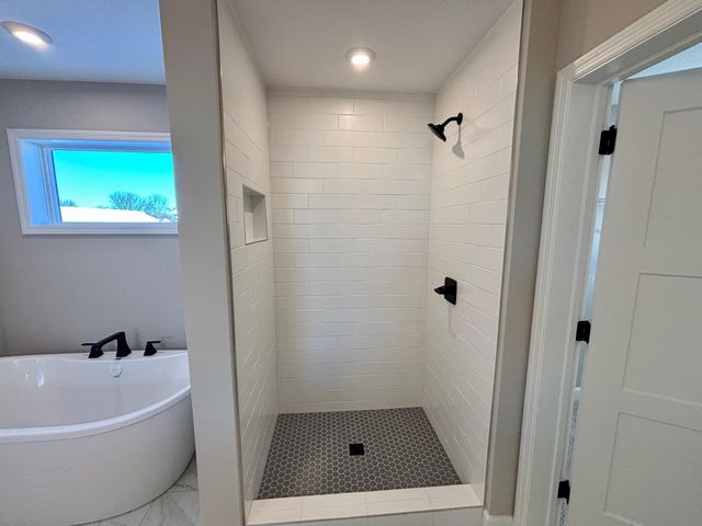 11764 5th Street NE, Hanover, MN 55341