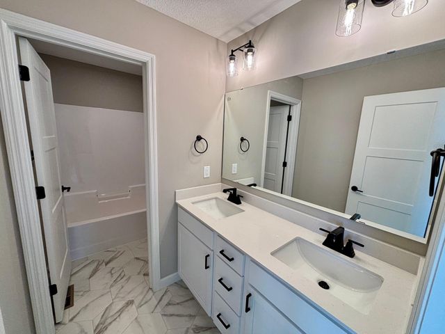 11764 5th Street NE, Hanover, MN 55341