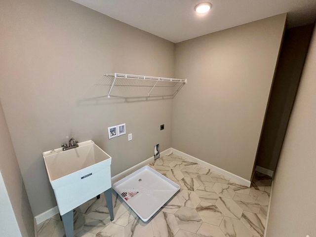 11764 5th Street NE, Hanover, MN 55341