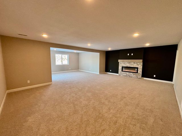 11764 5th Street NE, Hanover, MN 55341