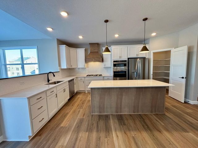 11764 5th Street NE, Hanover, MN 55341