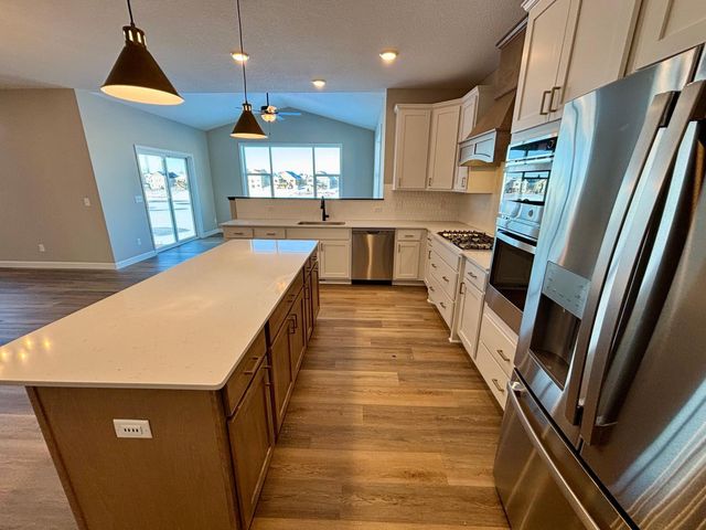 11764 5th Street NE, Hanover, MN 55341