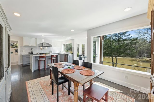 13730 Capriole Lane, Matthews, NC 28105