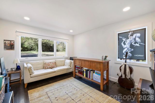 13730 Capriole Lane, Matthews, NC 28105