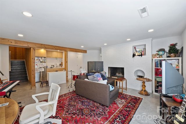 13730 Capriole Lane, Matthews, NC 28105