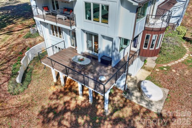 13730 Capriole Lane, Matthews, NC 28105