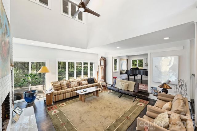 13730 Capriole Lane, Matthews, NC 28105