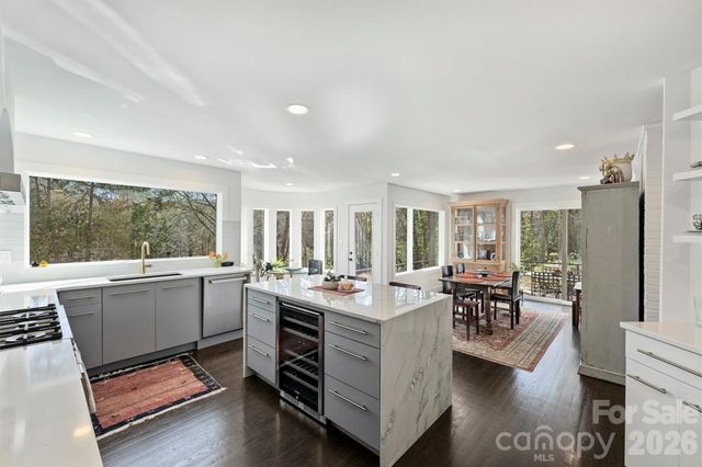 13730 Capriole Lane, Matthews, NC 28105