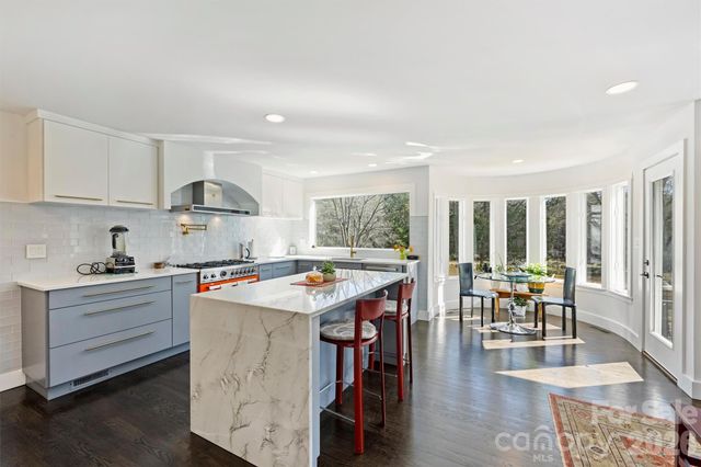 13730 Capriole Lane, Matthews, NC 28105