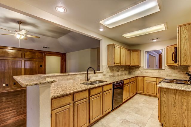 1513 Mission Ridge Trail, Carrollton, TX 75007