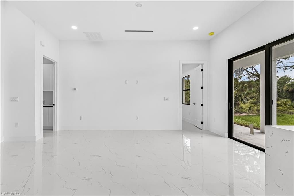 426 Mallory AVE S, LEHIGH ACRES, FL 33974 — photo 5