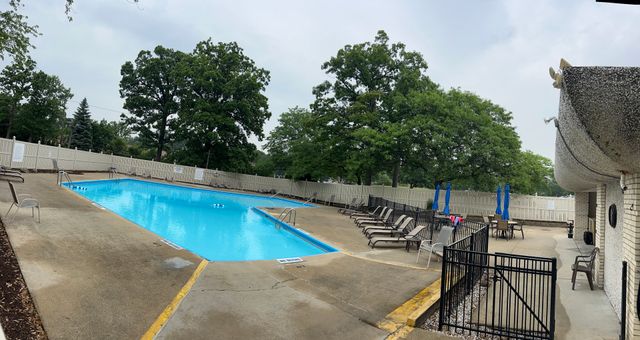 190 S Wood Dale Road 300, Wood Dale, IL 60191