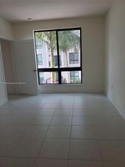 8265 NW 41st St C-203, Doral, FL 33166