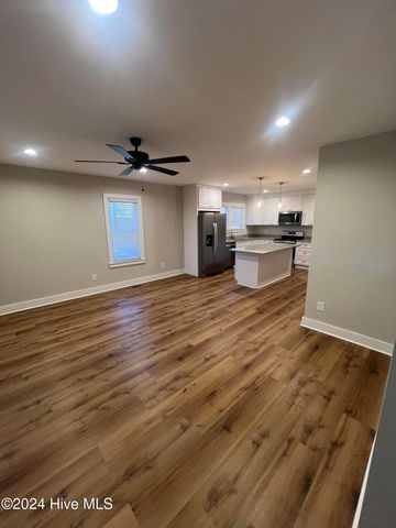 108 Elm Street, Aberdeen, NC 28315