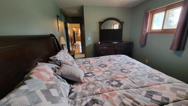 418 HOGAN STREET, Antigo, WI 54409