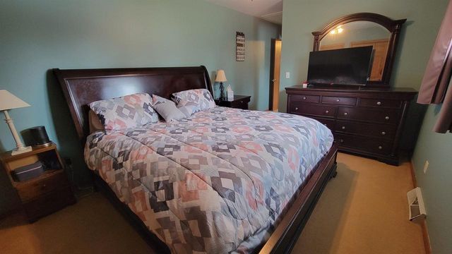 418 HOGAN STREET, Antigo, WI 54409