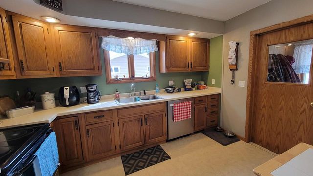 418 HOGAN STREET, Antigo, WI 54409