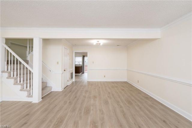 670 Lord Dunmore DR, Virginia Beach, VA 23464