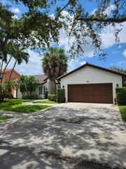 19640 NW 87th Pl 19640, Hialeah, FL 33018