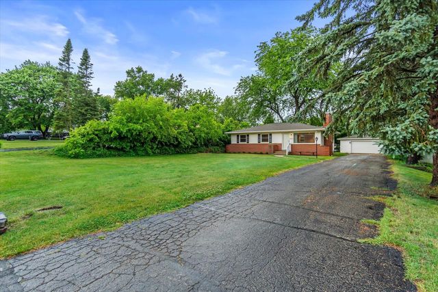 5314 W Calumet ROAD, Milwaukee, WI 53223