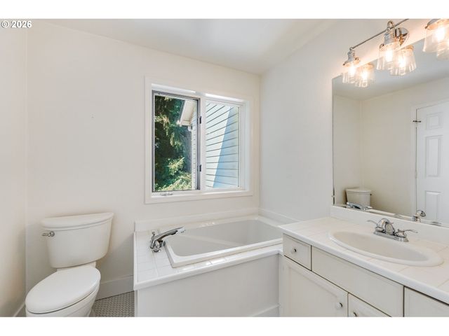 16501 Ne 187TH Ct, Brush Prairie, WA 98606